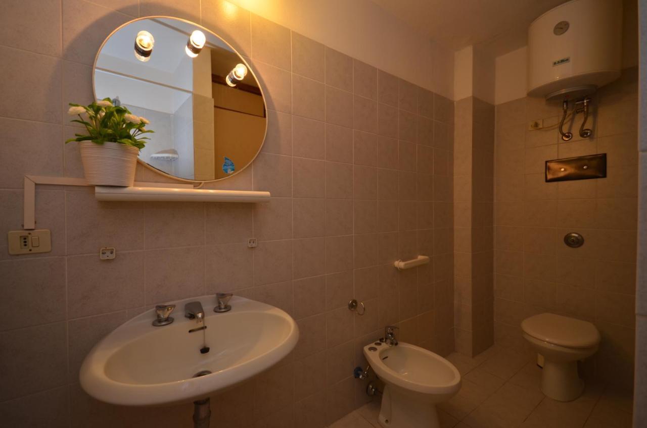 Appartamenti Bristol Bibione Bagian luar foto